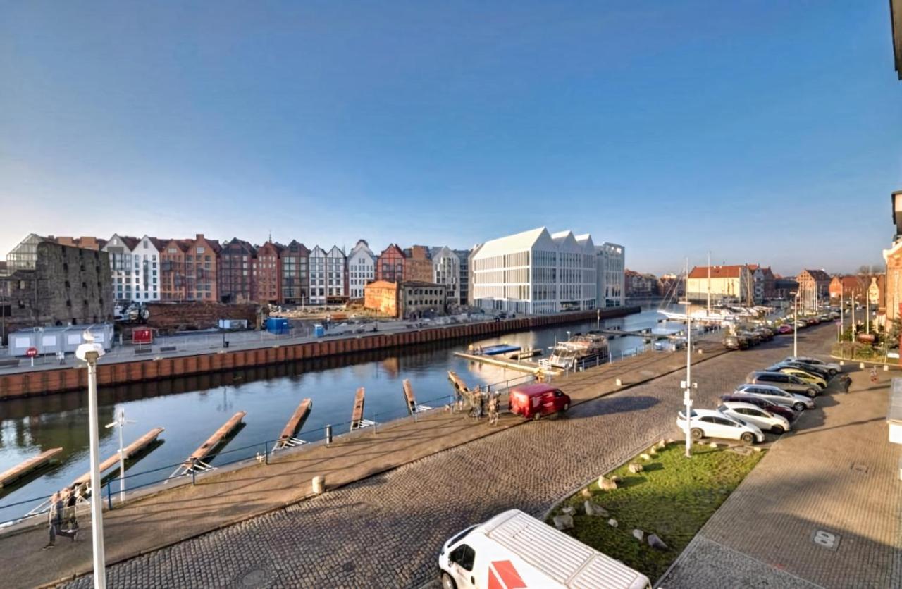 Riverview Waterline & Pool * Gdansk